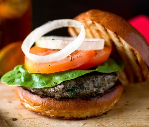 Come cucinare gli hamburger: trucchi e consigli - Fatto in casa da